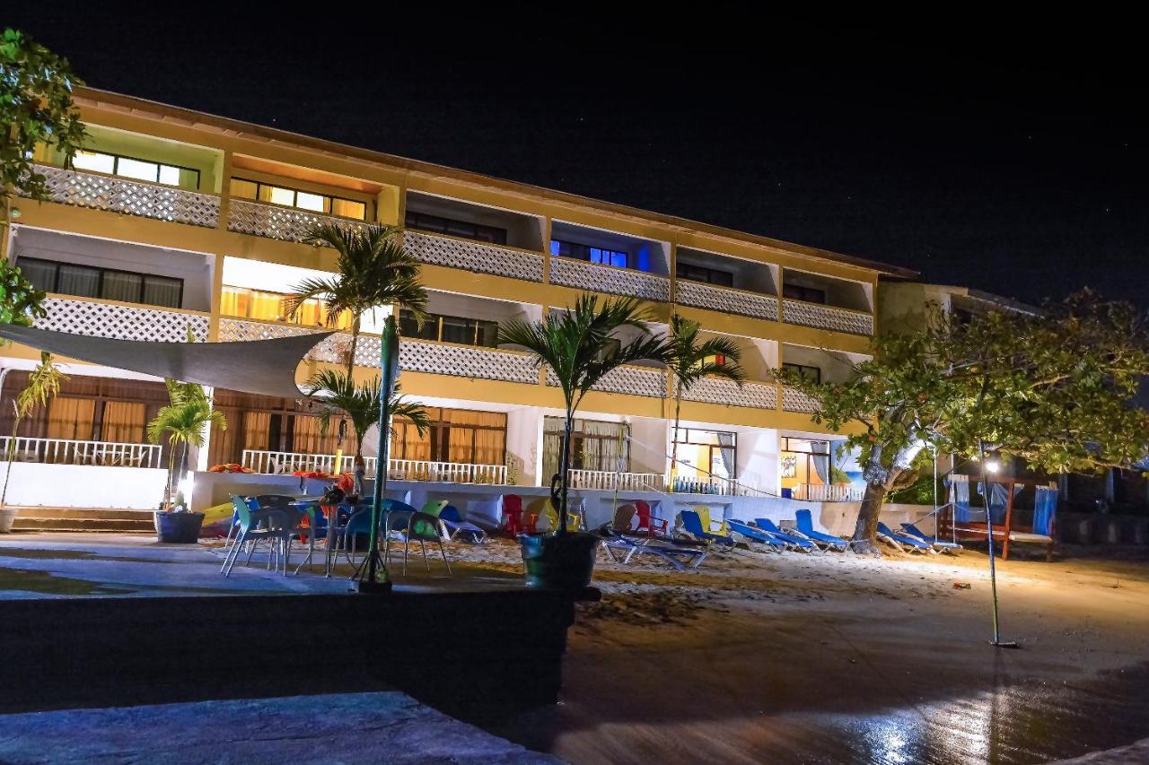 Kaz Kreol Beach Hotel Ocho Ríos Exterior foto